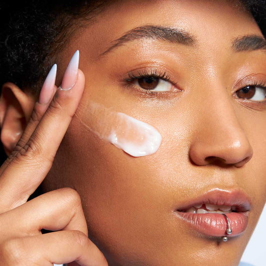 Crema facial hidratante - aká Skincare