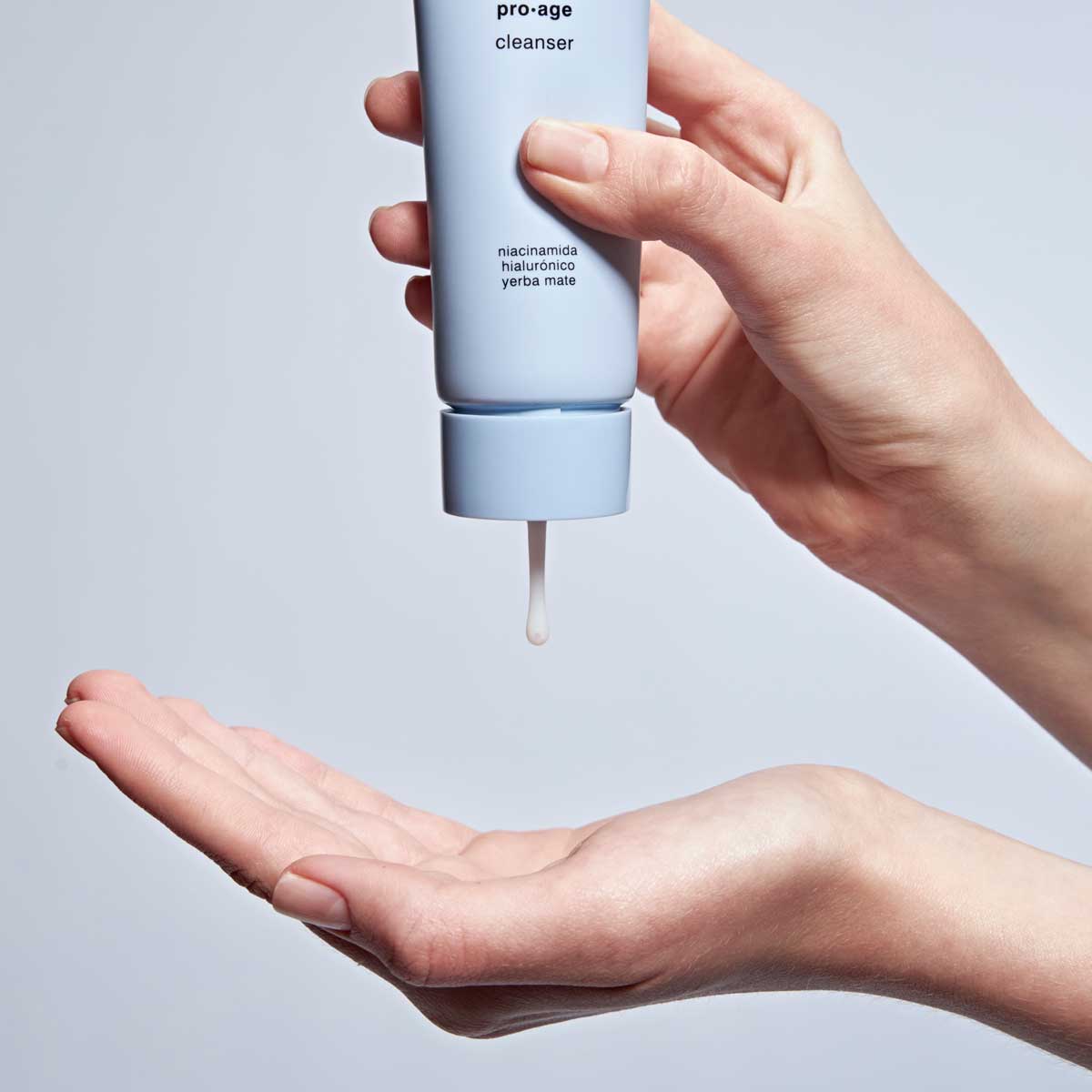 Limpiador facial hidratante - aká Skincare